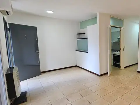 Depto Tipo Casa en Alquiler en Villa Ballester, $ 750.000