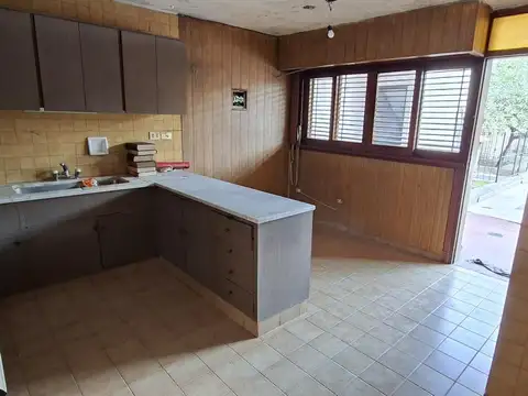 Casa en Venta en Barrio Parque, USD 320.000