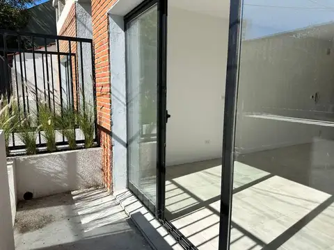 Depto Tipo Casa en Venta en San Jose, USD 91.000