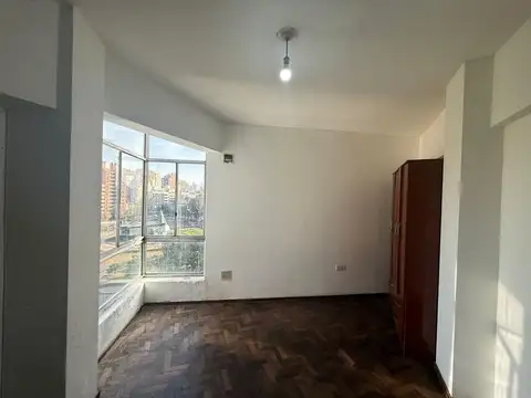 DEPARTAMENTO MONOAMBIENTE EN ALQUILER B° CENTRO