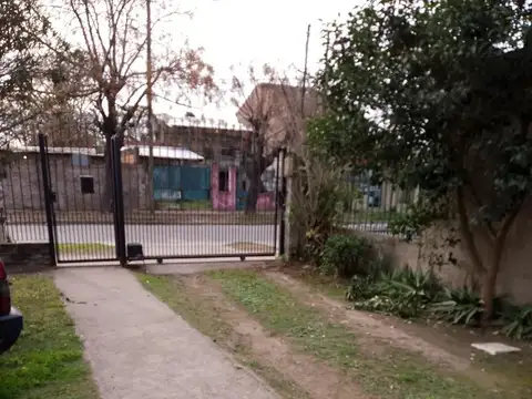 Depto Tipo Casa en Alquiler de 3 ambientes