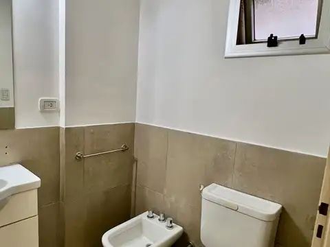 VENTA MONOAMBIENTE EN PARQUE CHACABUCO CON BALCÓN
