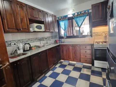 VENTA CASA 3 DORMITORIOS EN VIEJO ALGARROBO