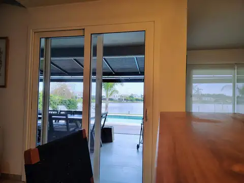Casa en Venta al Oeste