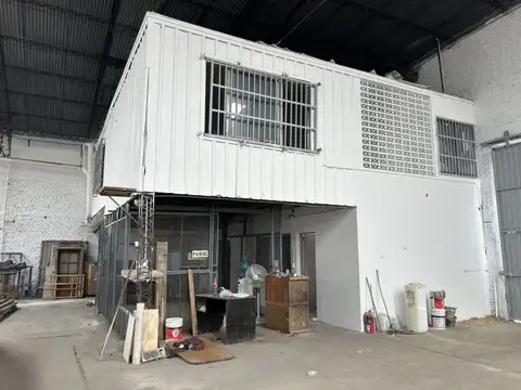 Galpon en Venta 30  mts Frente