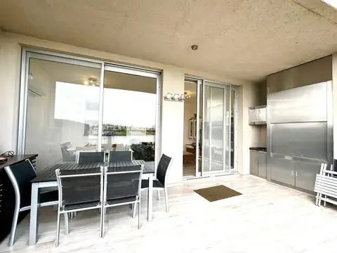 Departamento en Venta con 2 cocheras