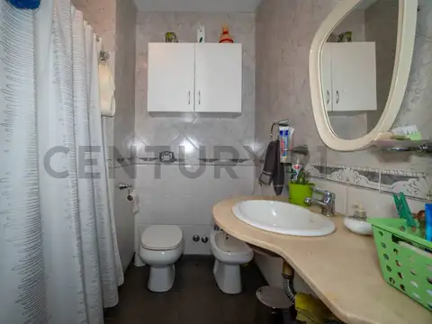 CASA EN VENTA EN LA PLATA 2 HABITACIONES