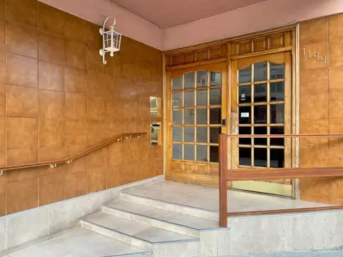 DEPARTAMENTO VENTA 4 AMBIENTES 2 BALCONES COCHERA