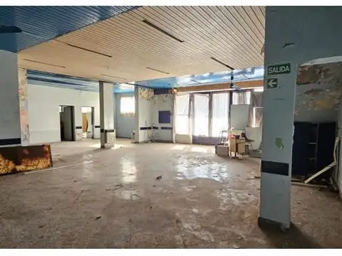 Local en Venta 41 años