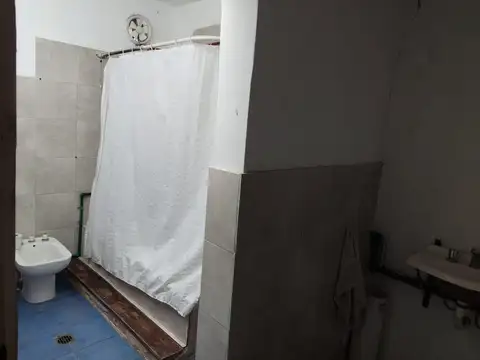 Venta Casa Multifamiliar o Quinta 2000 m2 -Delviso