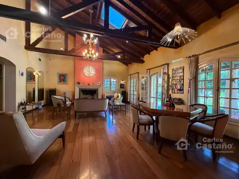 Casa en Venta de 4 dormitorios