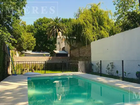 Casa 5 ambientes con 1 baño