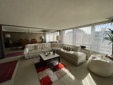 Venta dpto piso completo con cochera Nueva Córdoba