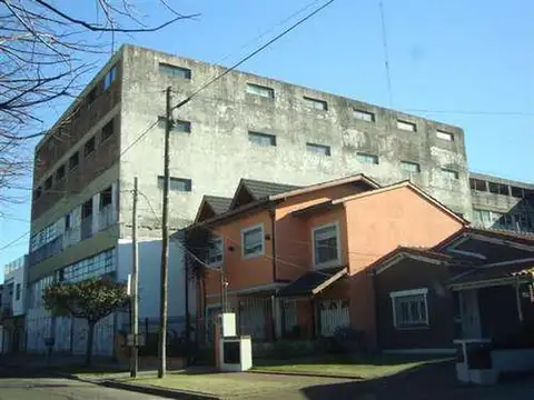 Galpon en Alquiler en Morón, USD 20.000