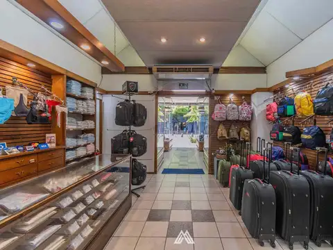 VENTA LOCAL COMERCIAL 18 DE JULIO Y VÁZQUEZ CENTRO