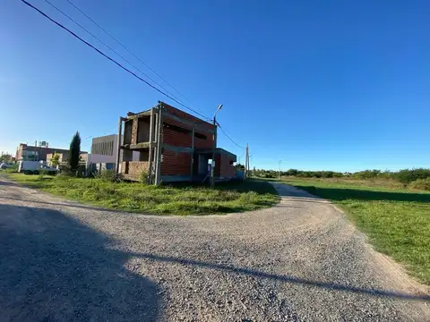 LOTE EN VENTA BARRIO EL RINCON ARTURO SEGUI 