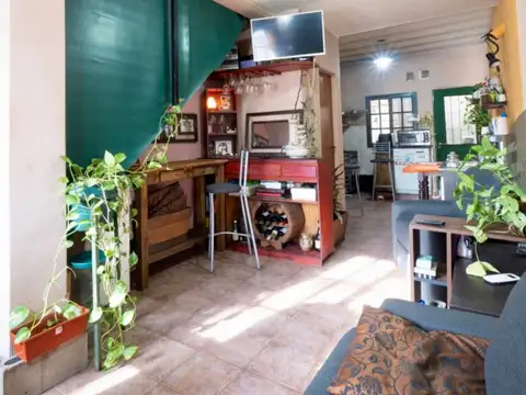 Casa 3 ambientes con 1 baño