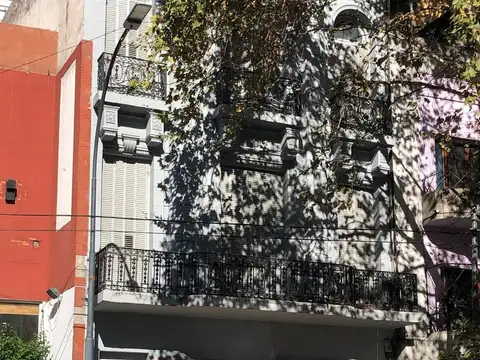 Venta de Local y Edificio Comercial en Balvanera