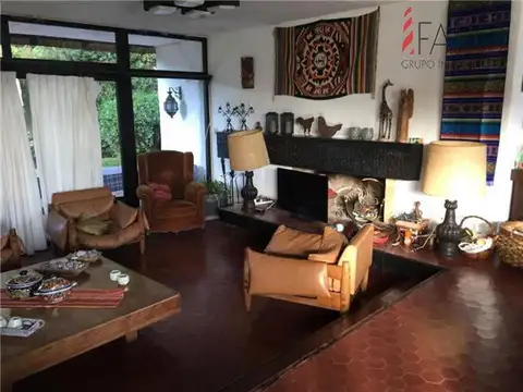 Casa en Alquiler en Pinares, USD 5.000