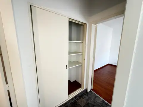 Depto Tipo Casa en Venta 60 años