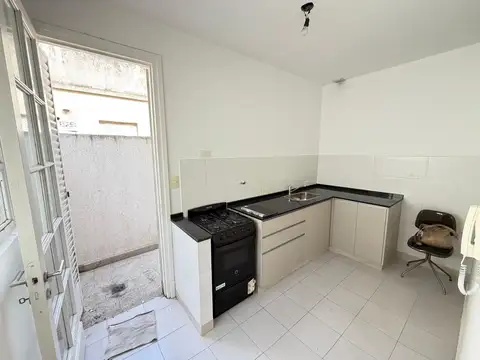 Tandil 3200, Piso 1er