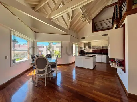 Cotagaita 1700, Piso 0