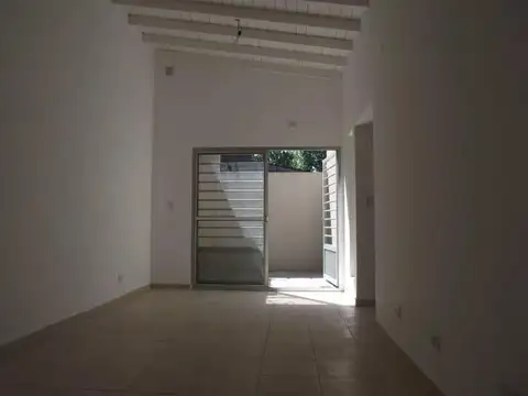 Depto Tipo Casa en Venta en Ituzaingo Norte, USD 65.000