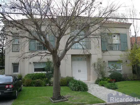 Excelente casa en San Isidro Chico