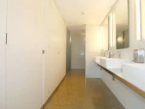 Avenida Ingeniero Huergo 400