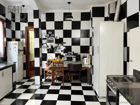 Depto Tipo Casa 3 ambientes con 2 baños