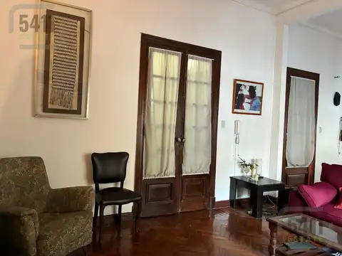 Venta PH 3 ambientes 1er piso al frente con terraza propia en San Telmo