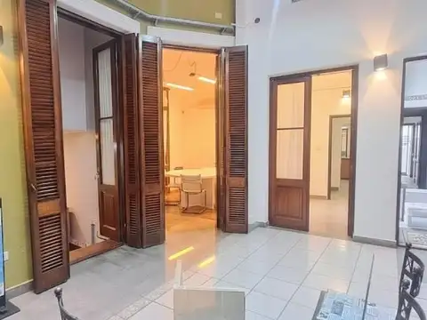 Depto Tipo Casa en Venta de 5 dormitorios
