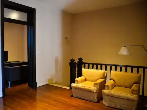 VENTA CASA RECICLADA DOS DORMITORIOS TERRAZA