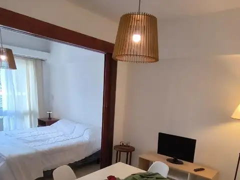 VENTA - Departamento 1 ambiente dividido con balcón a metros del Paseo Aldrey - Mar del Plata