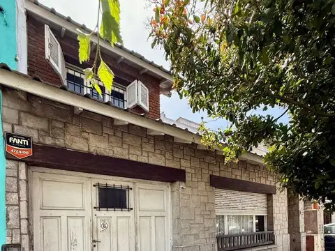 Depto Tipo Casa en Venta de 5 ambientes