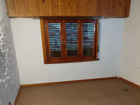 Depto Tipo Casa en Alquiler con 1 cocheras