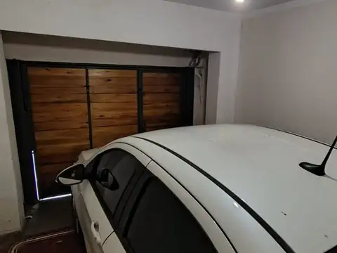 Departamento 6 ambientes con 1 baño