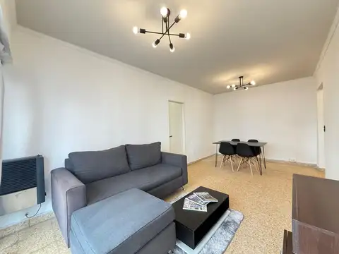 Corrientes 1781 , Piso 1