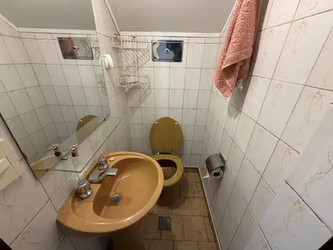 Casa en Alquiler con 1 cochera