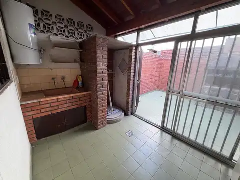 Casa en Alquiler en Morón Sur, $ 900.000