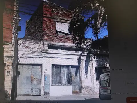 CASA A DEMOLER  PARA LOTE, DEPOSITO O  GALPON