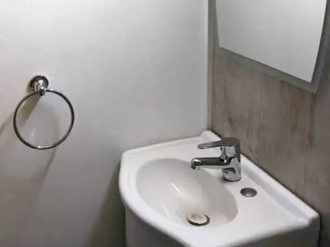 avenida juan domingo peron 1900