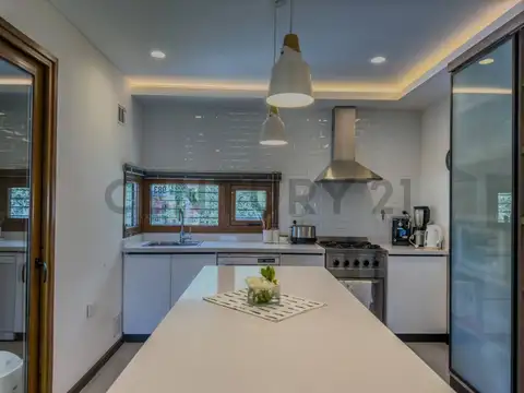 Casas de Categoria en Venta en Ringuelet
