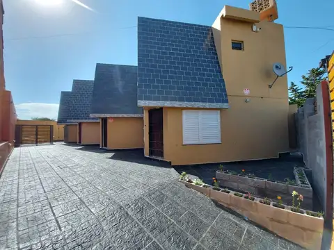 Lote de 4 Dúplex en Venta - Excelente Rendimiento