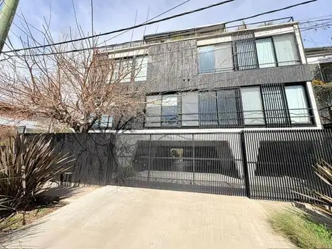 Oficina en Venta en Acassuso El Cano  /  Río, Acassuso