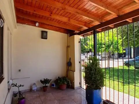 Depto Tipo Casa en Venta en Quilmes Oeste, USD 89.000