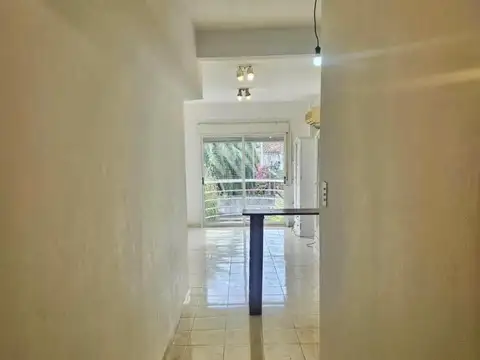 Pedro I. Rivera 3400, Piso 2