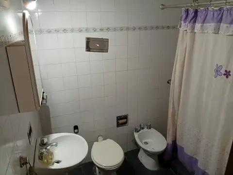 Dpto. Interno a metros de Lopez y Planes