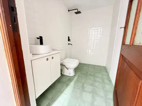Depto Tipo Casa en Venta 60 años