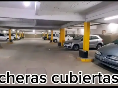 Venta cochera Hurlingham B° C artero Villa Tesei.